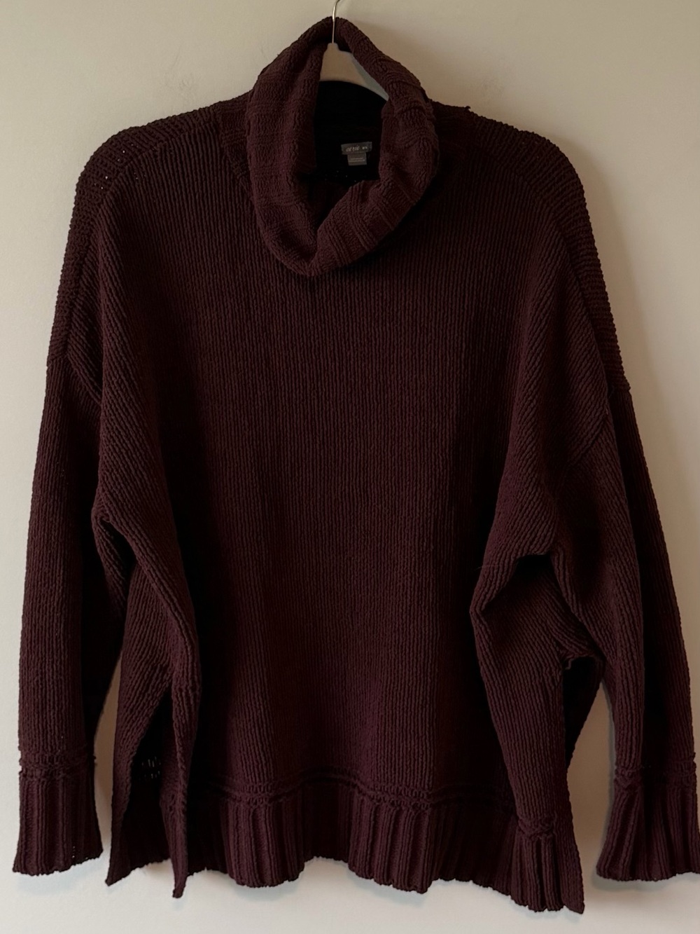 aerie Women's Cowl Neck Sweater in Deep Burgundy High Side Slits Cozy Knit